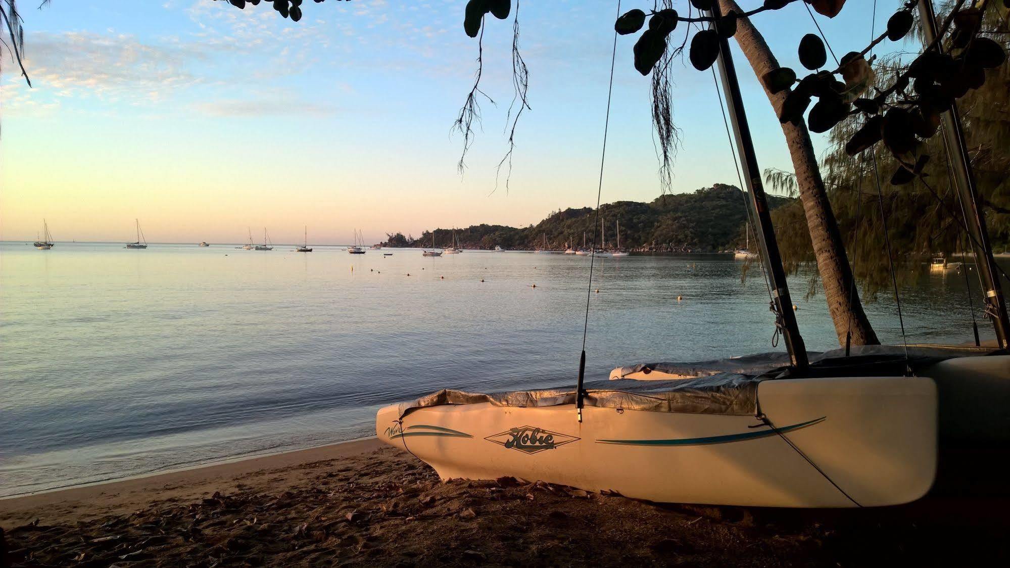 Magnetic Island Bed And Breakfast Horseshoe Bay Exterior foto